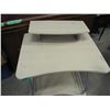 Image 3 : small desk / stand