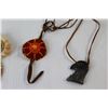 Image 3 : Indigenous Hair Ties & Stone Eagle Necklace Traditional Style