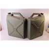Image 5 : (2) Water Jugs - 6 Gallon Size