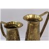 Image 5 : (3) Vintage Hammered Brass Pitchers Marked England & Anchor Hocking 8" Square Glass Pan