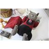 Image 2 : Weighted Cat w/Side Pocket - Wicker Baskets - Wooden Hand Massager - Candles - Inflatable Boot Inser