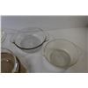 Image 2 : (4) Pyrex Glass Baking Dishes w/Lid - (1) Glass Casserole Dish