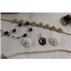 Image 4 : Large Faux Pearl & Rhinestone Necklace, Other Costume Jewelry