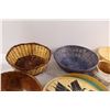 Image 5 : (7) Woven Baskets, (2) Wood Bowls