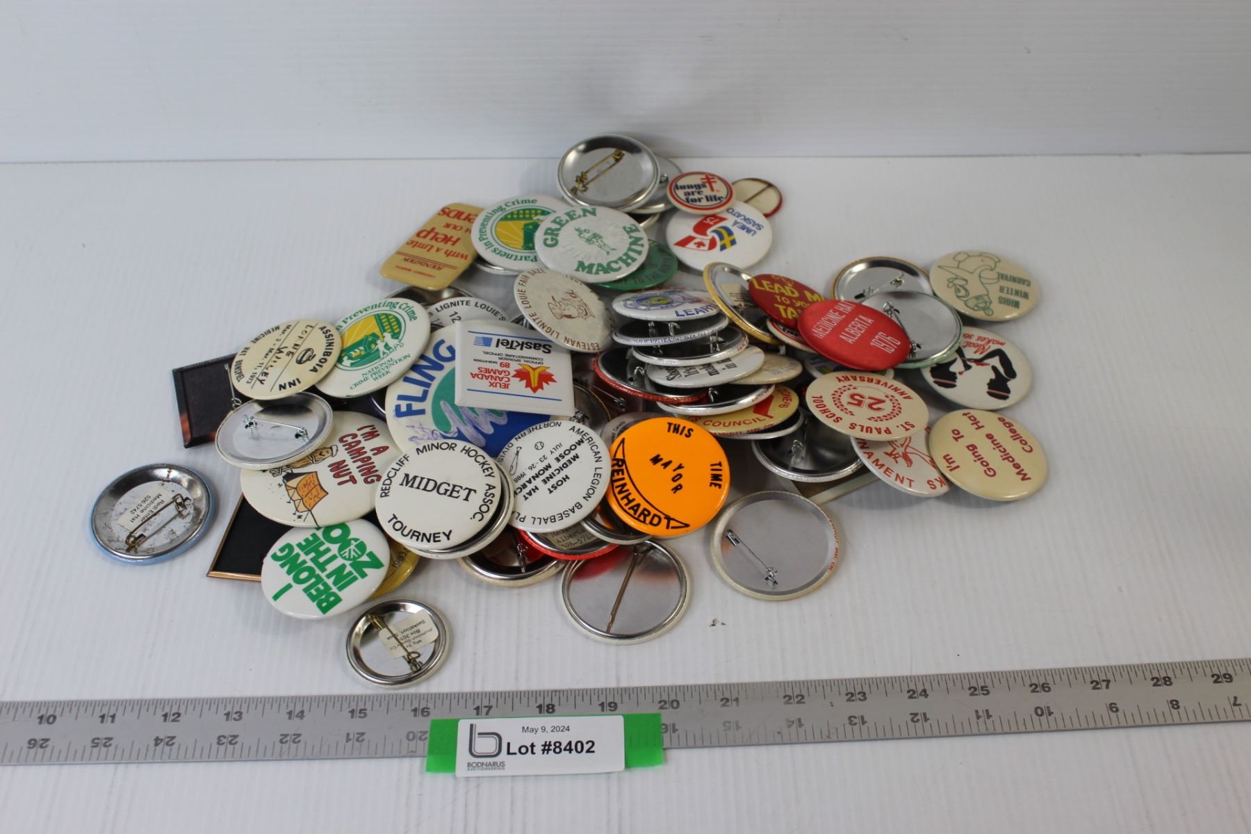 Assortment of Collector Pins & Buttons - Bodnarus Auctioneering
