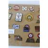 Image 3 : (25) Collector Pins - Curling