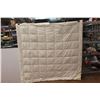 Image 1 : Blanket - 81" x 76"
