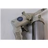 Image 3 : Tough Mechanics - Air Grease Gun