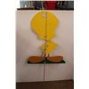 Image 5 : *Tweedy Bird Wooden Lawn Ornament - 29" H