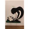 Image 1 : *Pepe Le Pew Wooden Lawn Ornament - 27" H