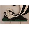 Image 3 : *Pepe Le Pew Wooden Lawn Ornament - 27" H