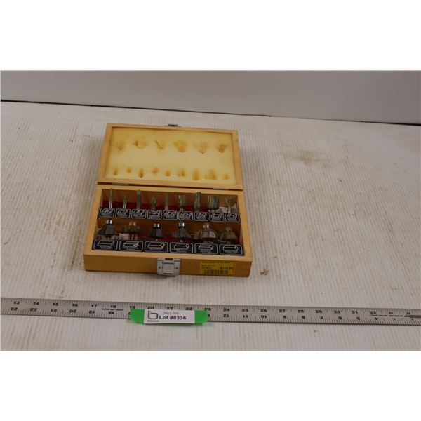 (15 pc) Router Bit Set w/Wooden Case (Most Have Not Been Used)