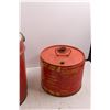 Image 5 : (2) Vintage 2.5 & 5 Gal. Fuel Cans