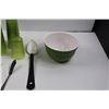 Image 4 : (16) Lady Arnold Green Plastic Glasses, Enameled Serving Spoon, Green Melamine Bowl, Gold Mercury Gl