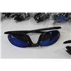 Image 3 : (12) - UV 400 Looks Sunglasses (blue & black lenses)