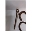 Image 6 : (3) Horse Shoes, (14) Antique Wrenches (Assorted)