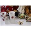 Image 3 : Christmas Themed Stuffies & Candle Holders, Vases, Coffee Cups, Misc.