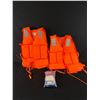 Image 1 : 2 Reflectable Life Jackets and 50 Foot Rope