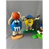 Image 2 : Collectible Lot of M&M Dispensers