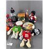 Image 2 : Collectible M&M, Star Wars, etc Lot