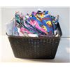 Image 1 : BOX OF MATERIAL