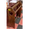 Image 1 : BLANKET HOLDER SOLID WOOD C.1950