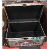 Image 2 : ROUTE 66 STORAGE TRUNK APPROX. 3 FT - ESTATE