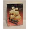 Image 1 : JOLLY ROGER 16" MODEL SHIP BAGS SEALED