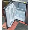 Image 2 : DANBY BY DESIGNER MINI FRIDGE