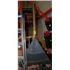 Image 1 : 4PCS 3 RAKES & HOE