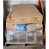 Image 1 : PALLET OF ASSORTED MISC TOOLS, HOUSEHOLD ITEMS ETC