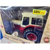 Image 7 : International Harvester 1066 Tractor (Scale 1:16) (Box 9-1/2"H x 12-3/4"W x 7-1/4"D) (SEE PICS!)