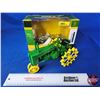 Image 2 : JOHN DEERE Model G Tractor "Prestige Collection" (Scale 1:16) (Box 7"H x 11"W x 7"D) (SEE PICS!)