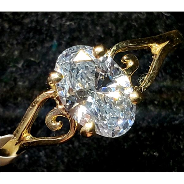 10K YELLOW GOLD LAB DIAMOND (1CT VS) 0.9G RING