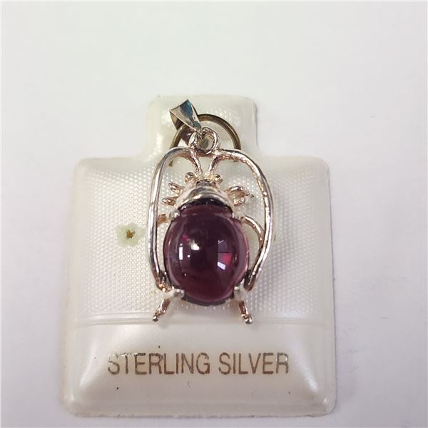 SILVER GARNET PENDANT