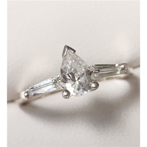 SILVER CZ RING