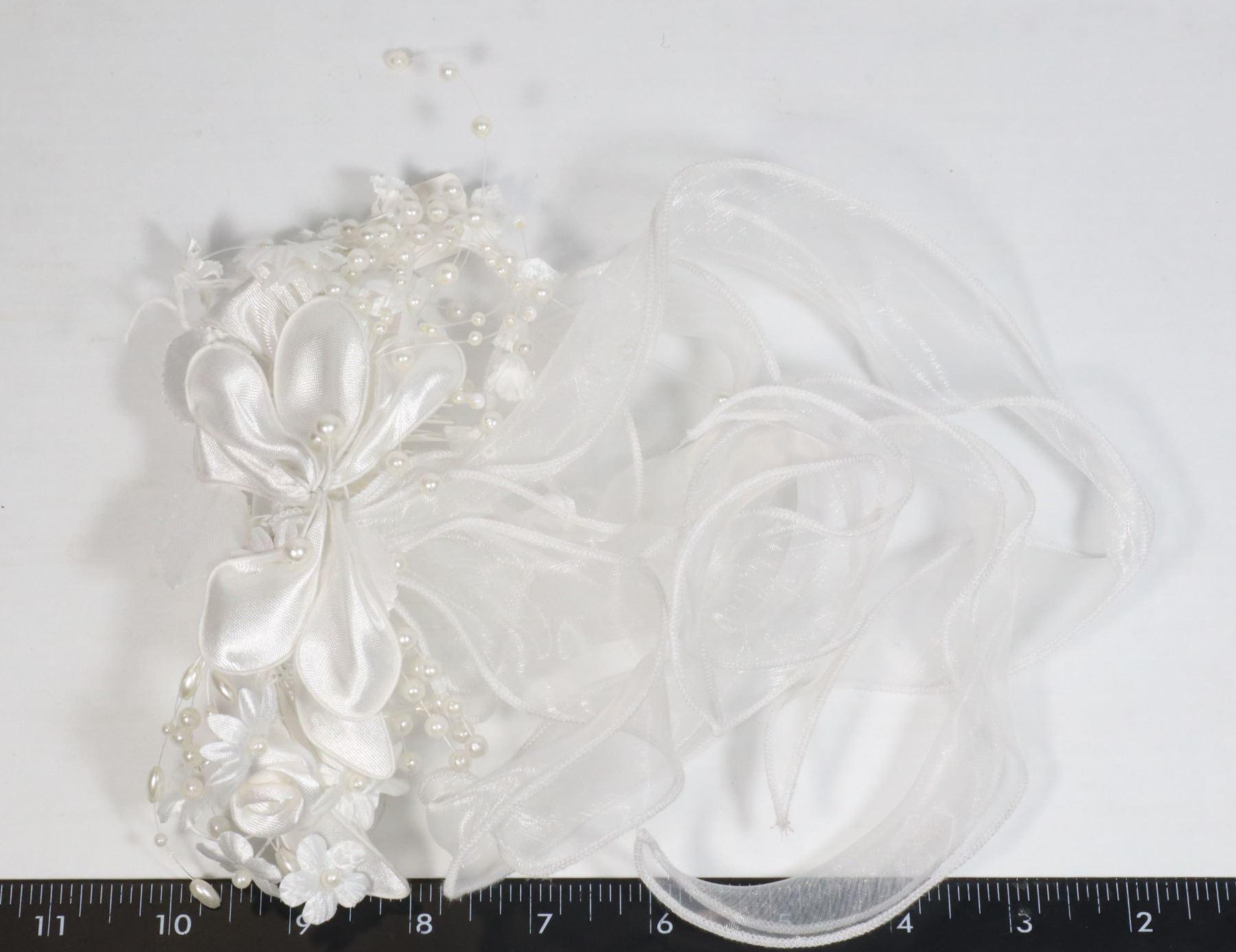 NEW FLOWER BEADED RIBBON WEDDING HAIR COMB