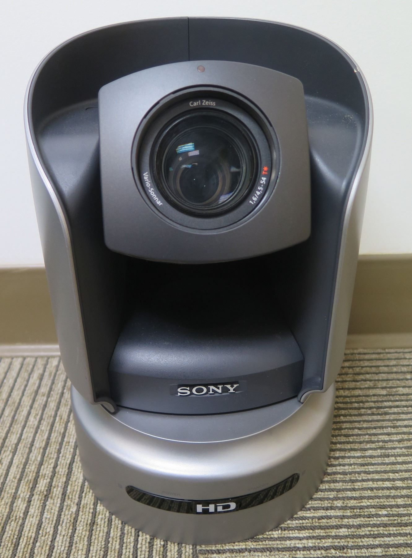 Hd Color Video Camera Sony BRC-H700 HD 3CCD Color Video Camera
