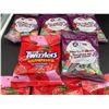 Image 2 : Twizzlers Strawberry Gummies (4 x 170g) Sour Fruit Slices (140g x 7)