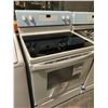 Image 6 : Whirlpool Model YWFE515S0JW3  5.3 cu. ft. Whirlpool® electric range with Frozen Bake™ techn
