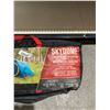 Image 3 : Coleman Skydome 5 Minute Set Up System 8 Person Tent