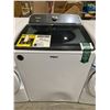 Image 1 : Whirlpool 6.1 Cu. Ft. Top-Load Washer with Removable Agitator - WTW6157PB Color White **NEW Scratch 