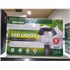 Image 1 : Signature Garden Solar Garden LED Lights 6 Pack