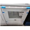 Image 4 : Maytag - 5.3 cu. ft Electric Range in White - YMER6600FW **NEW Scratch & Dent - Please Inspect befor