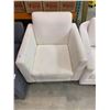 Image 1 : White upholstered chair