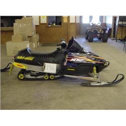 2000 Ski Doo MXZ 700