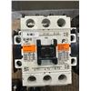 Image 8 : Lot of Misc. Fuji Circuit Breakers as Pictured