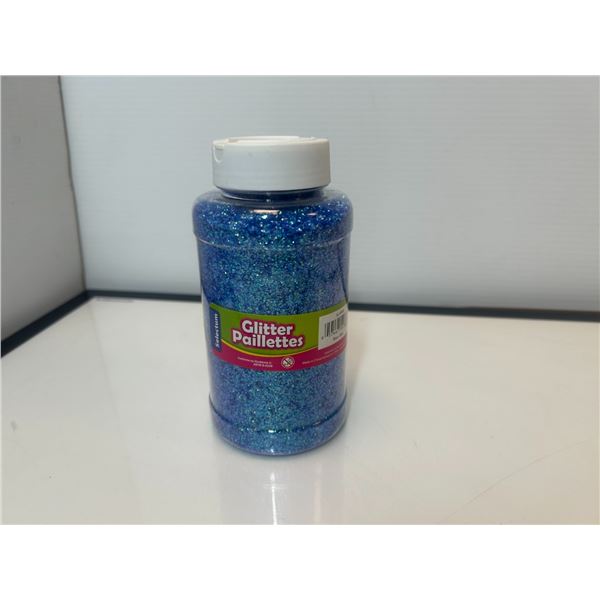 LOT: 3  BOUTEILS DE PAILLETTES BLEU