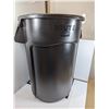 Image 1 : POUBELLE 44g RUBBERMAID BRUTE NOIR