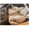 Image 3 : Pallet #104 - 25/PCS Costco Jackets